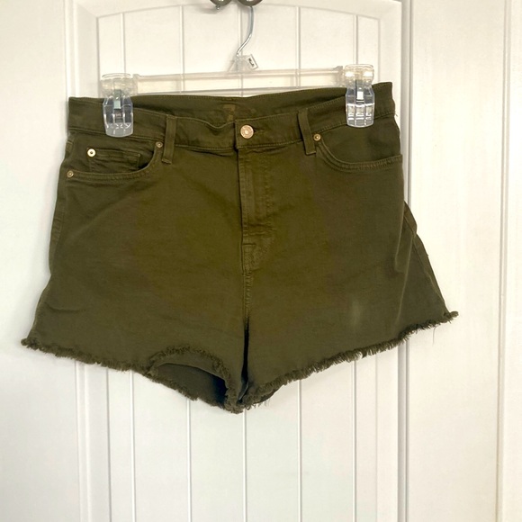 Seven 7 For All Mankind Shorts Army Green Denim Sz 32 - Picture 1 of 6
